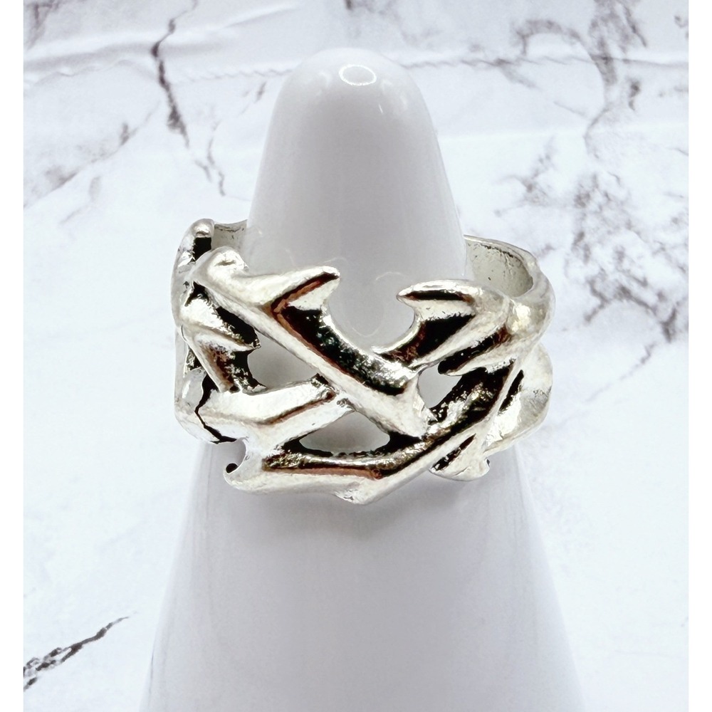 Silver Tone Wide Band Openwork Crisscross Ring Size 8